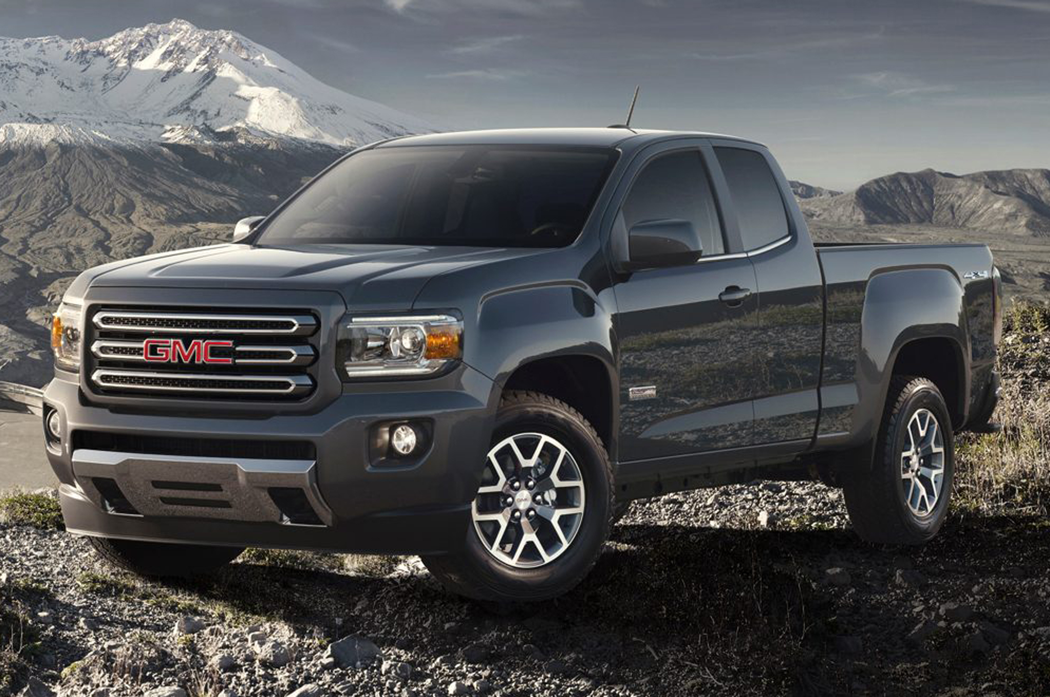 All New Gmc Canyon Brings Safety Firsts To Midsize Truck