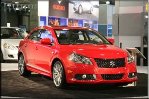Live on the floor at the 2010 New York City Auto Show, Suzuki is displaying the new Sport version of the 2011 Suzuki Kizashi. 