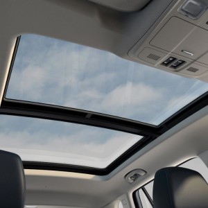 Buick-Envision-Panoramic-Moon-Roof