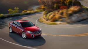 2016 Buick Regal turning