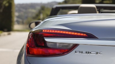 2017-buick-cascada-mov-exterior-taillight
