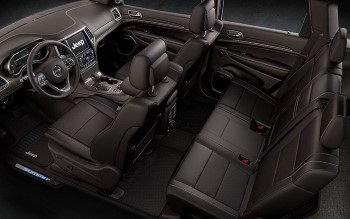 2016 Jeep Grand Cherokee Interior