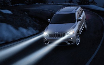 2016 Jeep Grand Cherokee Safety