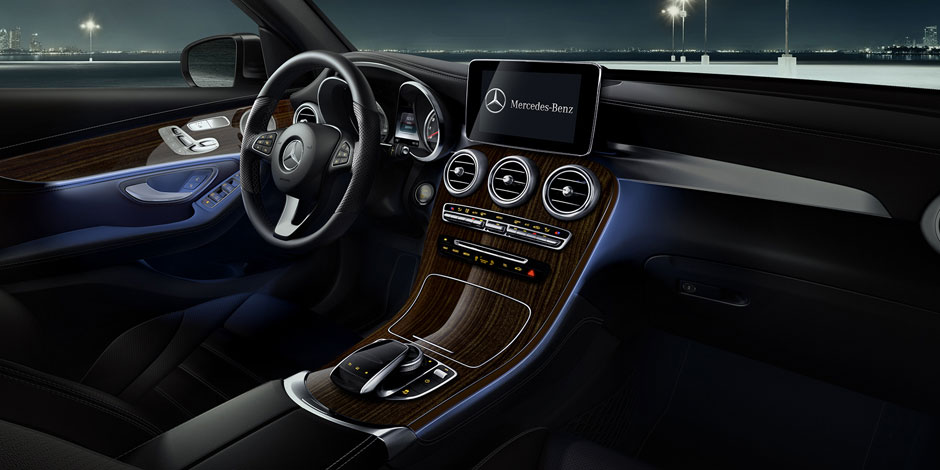 2018 Mercedes Benz Glc Suv Vs 2018 Audi Q5 Suv Mb Of Temecula