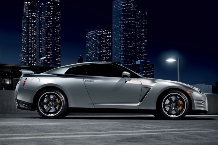 2013 Nissan GT-R 2013 Nissan GT-R
