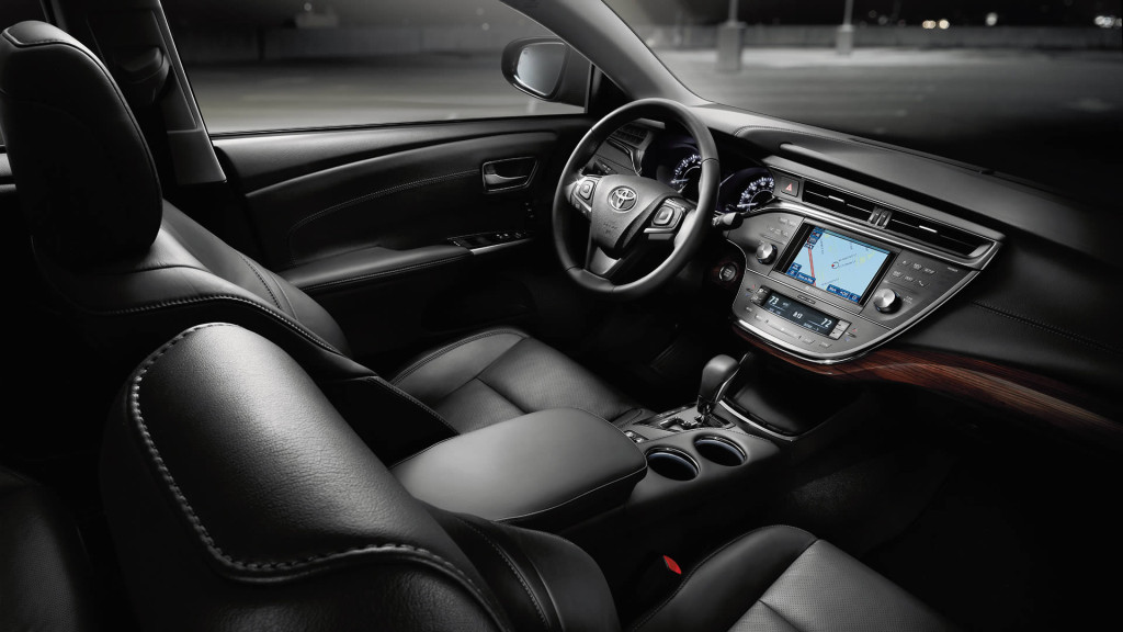 2014 Toyota Avalon Interior