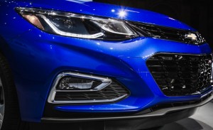 2016-Chevrolet-Cruze-RS-119-876x535